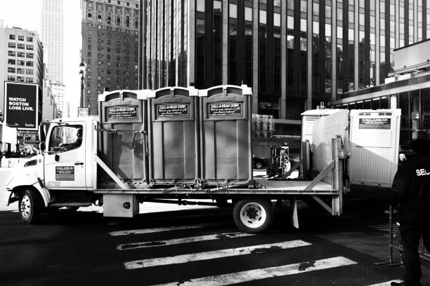 Best Porta potty rental near me  in Okemos, MI